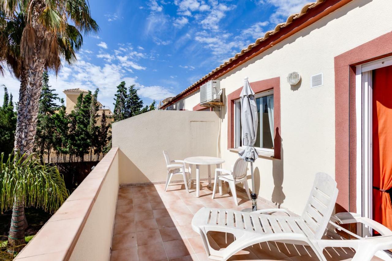 Laguna Salada Aparthotel Torrevieja Exterior photo