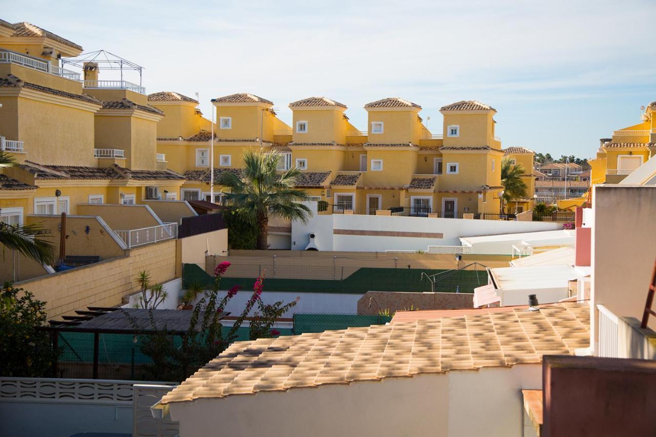 Laguna Salada Aparthotel Torrevieja Exterior photo