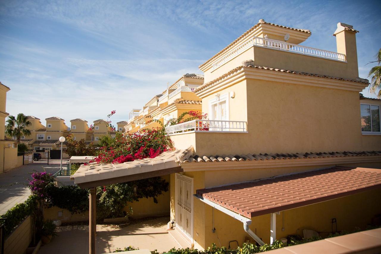 Laguna Salada Aparthotel Torrevieja Exterior photo